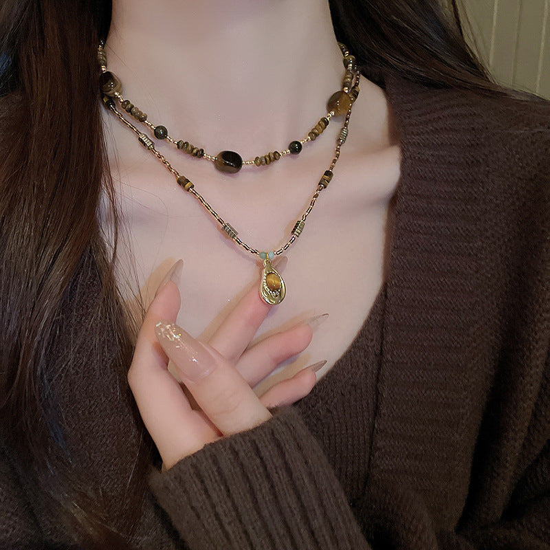 Vintage Oval Tiger's Eye Pendant Necklace - view 2