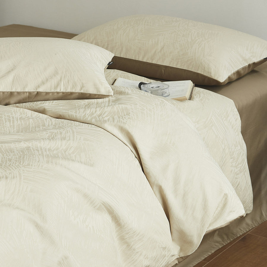 Floral Shadow Yarn-Dyed Cotton Jacquard 4-Piece Bedding Set - view 5