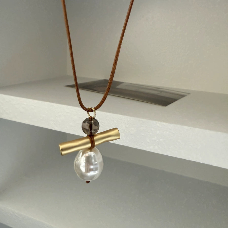 Vintage Tiger's Eye Round Pendant Necklace - view 6