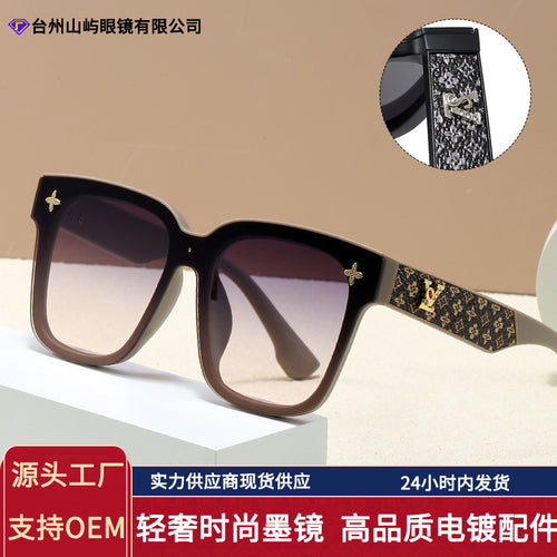 2026 New Import Sunglasses Fashionable Designer Women Sunglasses Premium Light Luxury Men Glasses sunglass Men