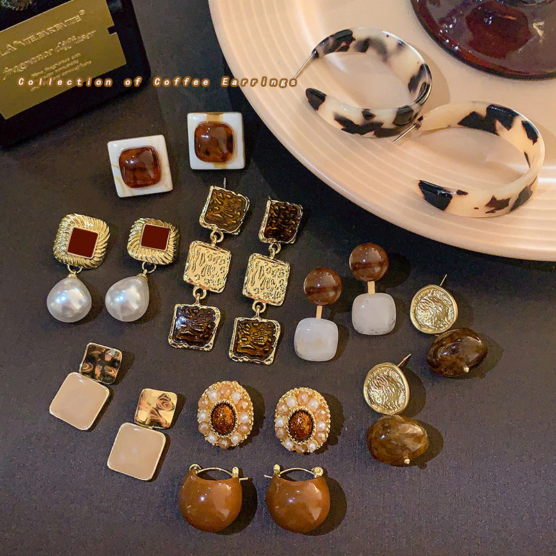Vintage Brown Color-Block Statement Earrings - view 3