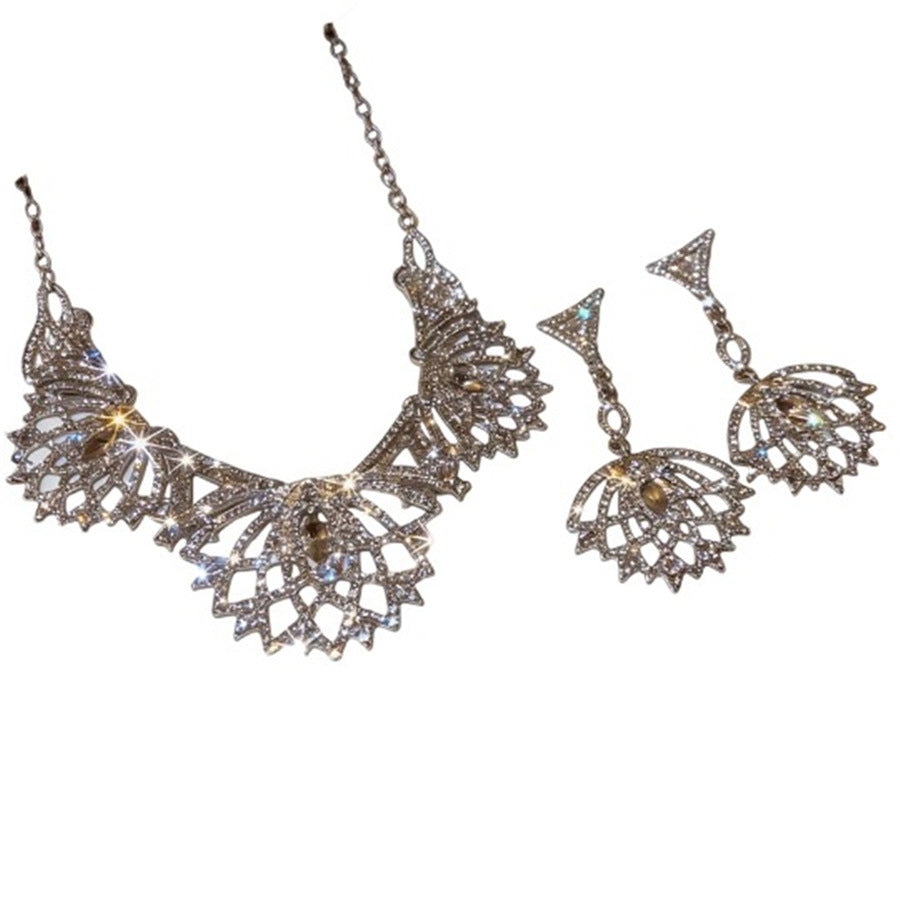 Sparkling Flower Pendant Jewelry Set - view 5