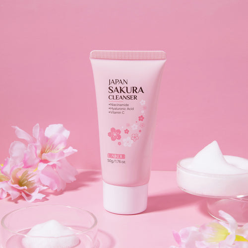 外文版莱蔻日本樱花洗面奶50g补水洁面乳保湿护肤跨境外贸洗面奶