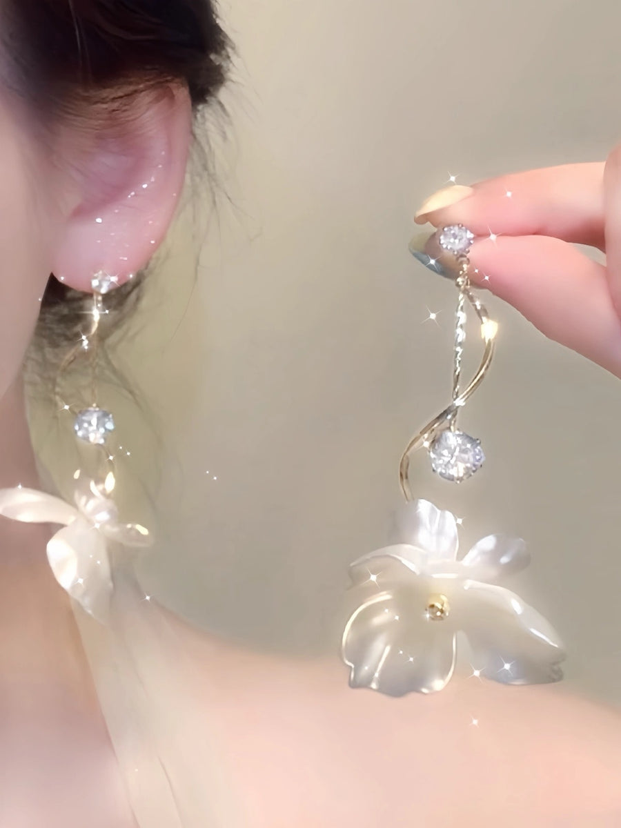 French Shell Circle Pearl Hoop Earrings - view 9