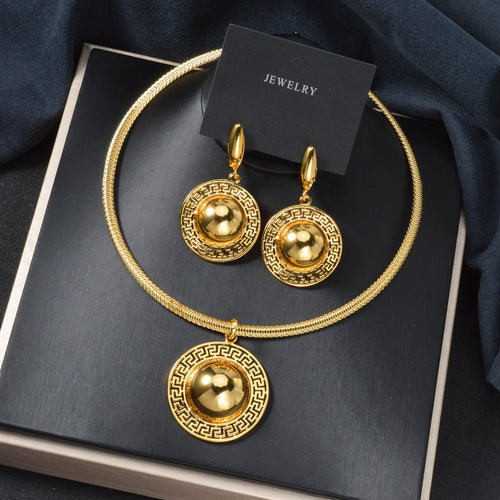 2025 Year Overseas Personality Retro Artsy Creative Necklace Earrings Set Western Statement Gold Plated Women Jewelry Set
