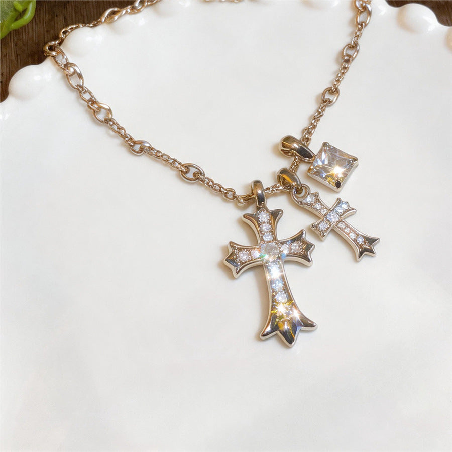 Sparkling Irregular Zircon Pendant Necklace - view 6