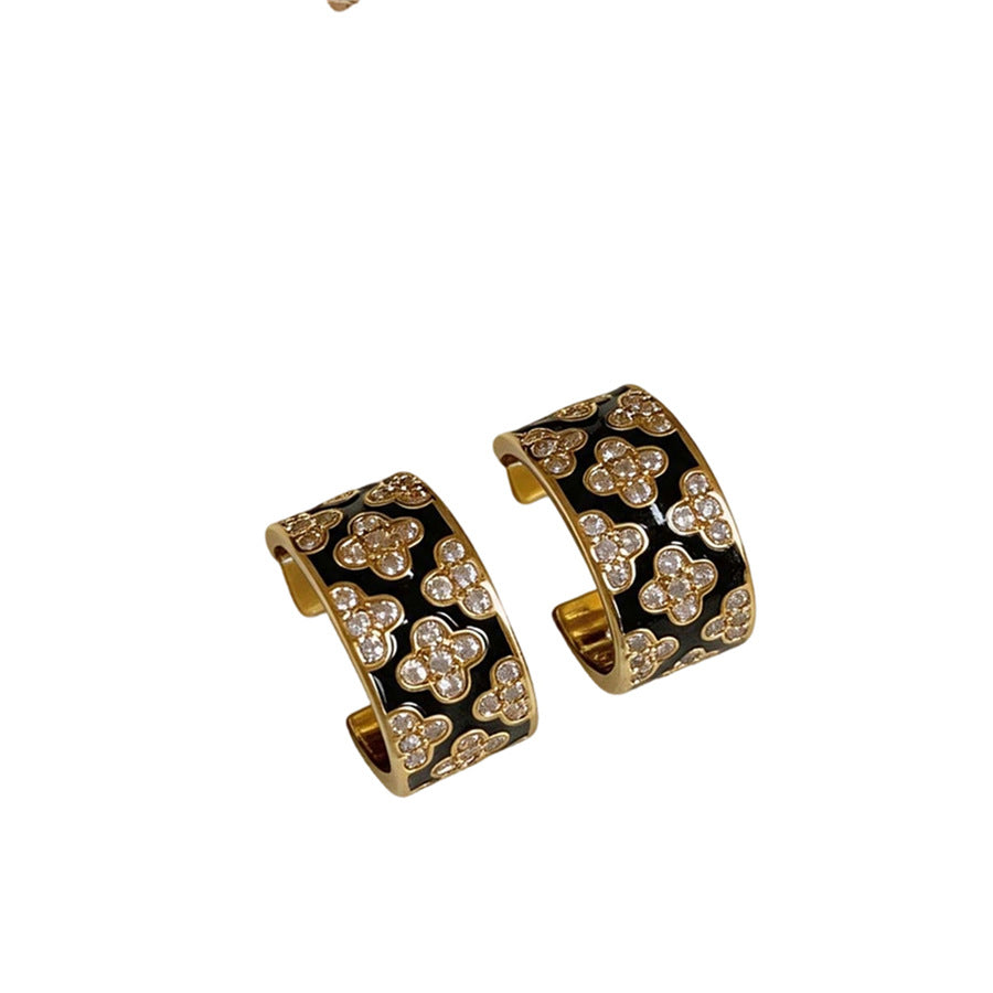 Minimalist Round Zircon Stud Earrings - view 5