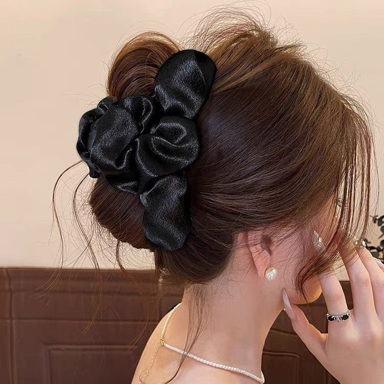 Korean-Style Fabric Triangle Hair Claw Clip - view 4
