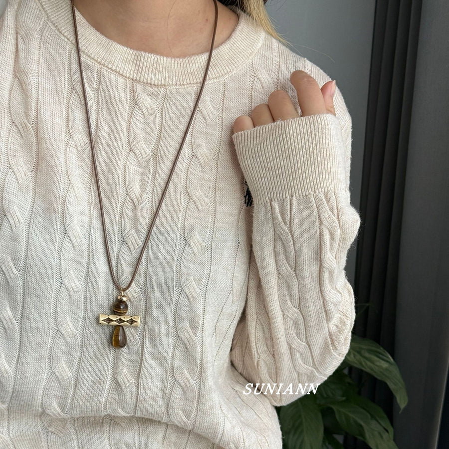 Vintage Tiger's Eye Round Pendant Necklace - view 4