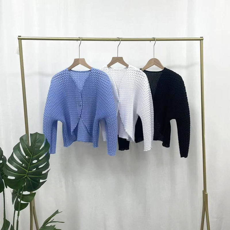 Spring Casual Fashion Pleated Loose Cardigan + Jacket + Top