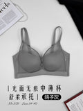 526无痕缎面聚拢显廋立体薄杯无钢圈收副乳文胸