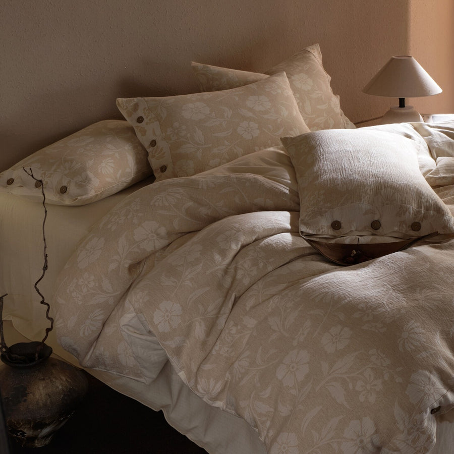 Leading the Way Cotton-Linen Double-Gauze 4-Piece Bedding Set - view 4