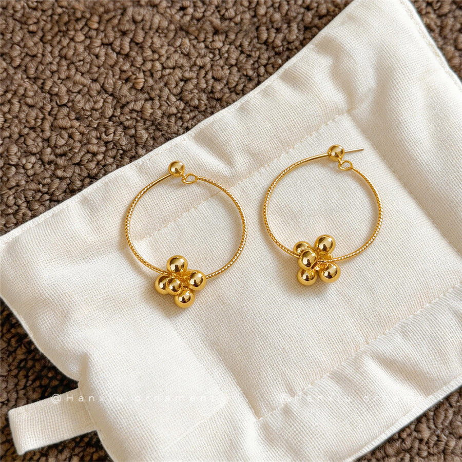 Minimalist Round Pendant Hoop Earrings - view 4