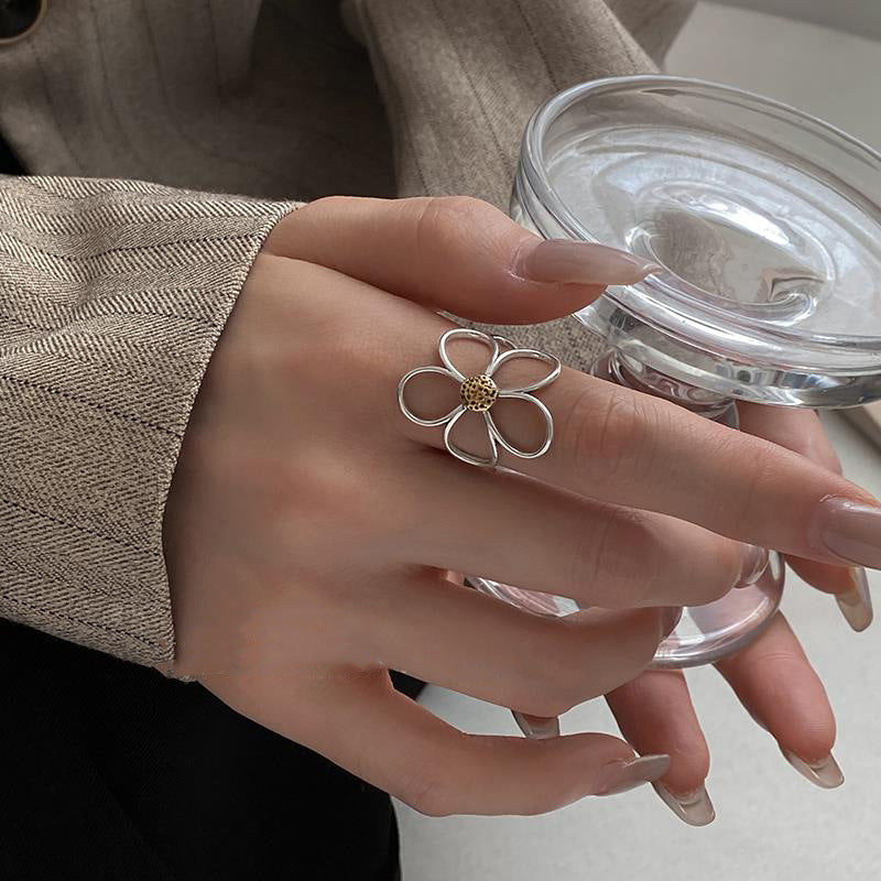 Minimalist Silver-Tone Open Ring - view 9
