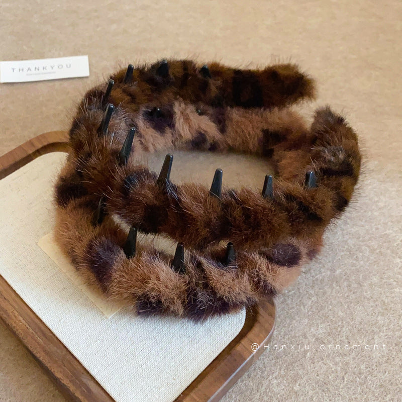 Vintage Fuzzy Leopard Print Headband - view 2