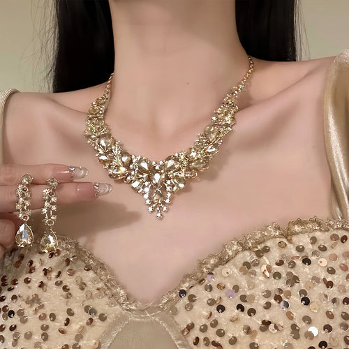 Dazzling Star Band Gold Sparkle Zircon Teardrop Necklace Bride Banquet Gown Clavicle Chain Accessory Design Detail Niche