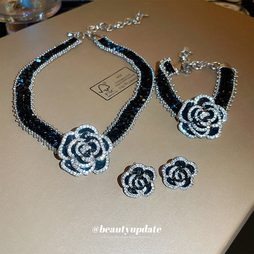 EU/US Import Super Sparkle Rhinestone Geometric Flower Necklace Set Fashionable Clavicle Chain Light Luxury Premium Necklace