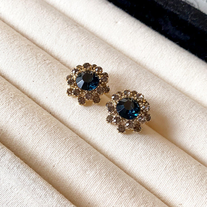 Vintage Rhinestone Floral Jewelry Set - view 11