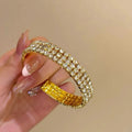 Vintage Imitation Pearl Multi-Layer Bangle Light Luxury Retro Elegant Bracelet Niche Unique Design Detail Hand Jewelry