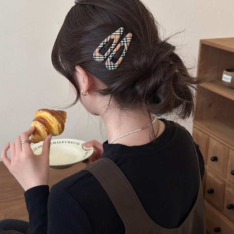 Korean Khaki Plaid Hair Clip - view 3