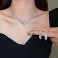 Western Rhinestone Jewelry Set Necklace Women Banquet Premium Accessory New Clavicle Chain Super Sparkle Light Luxury Accessory Trendy