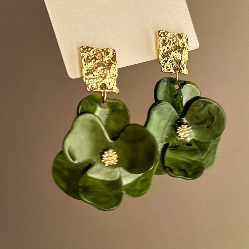 Forest Green Resin Flower Stud Earrings - view 6