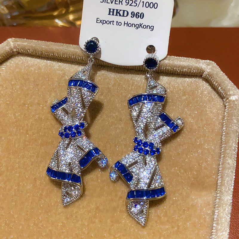 Rhinestone Teardrop Pearl Earrings - view 9