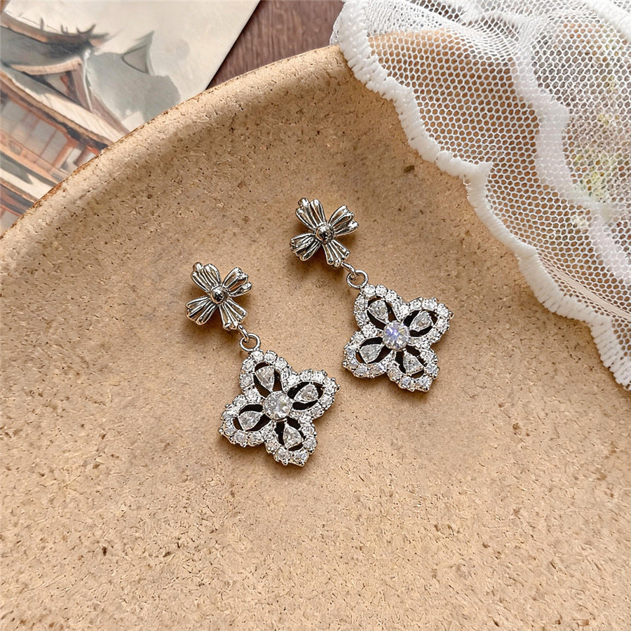 Korean Zircon Flower Stud Earrings - view 6
