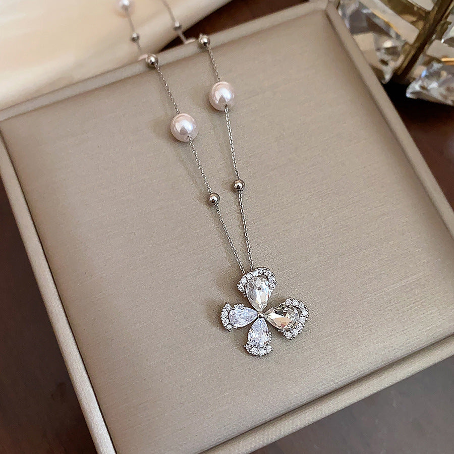 18K Gold-Plated Zircon Flower and Pearl Necklace - view 6