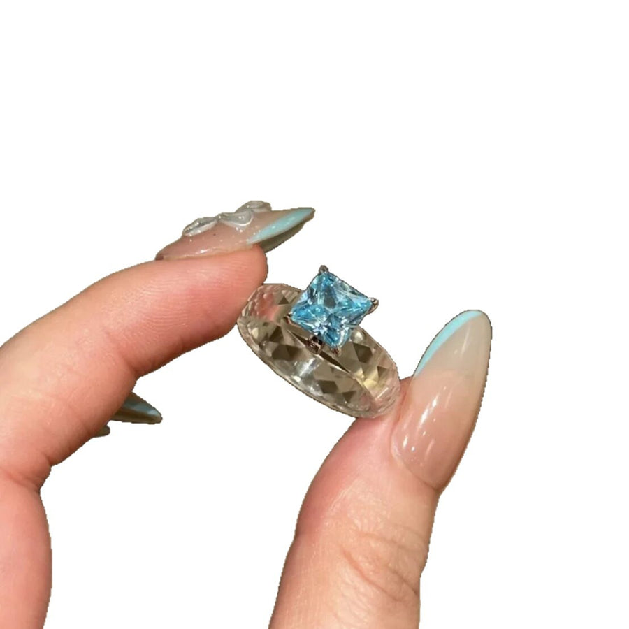 Sparkling Round Zircon Statement Ring - view 5