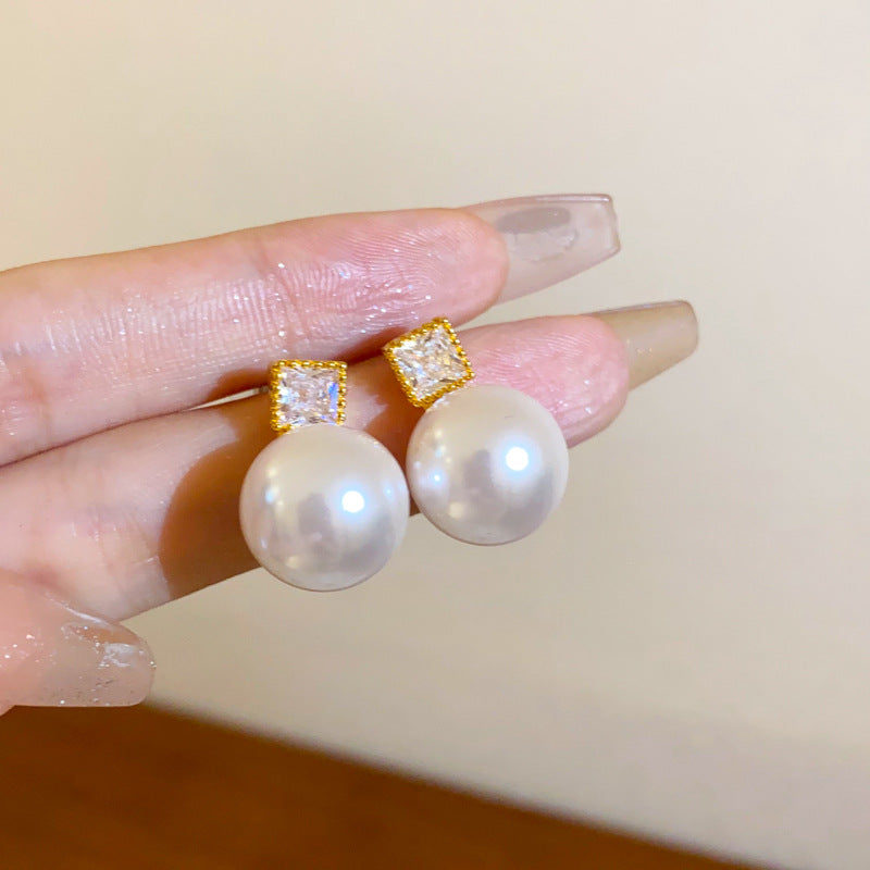 French Rhinestone Flower Round Pearl Earrings - view 6