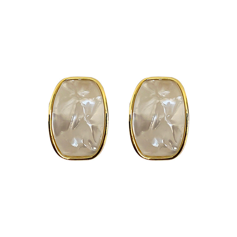 White Geometric Heart Hoop Stud Earrings - view 5