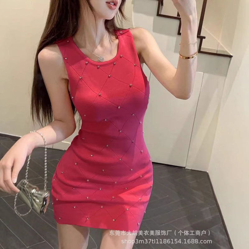 2025新款名媛风钉珠粉色收腰连衣裙女夏装甜美气质高级感修身裙子