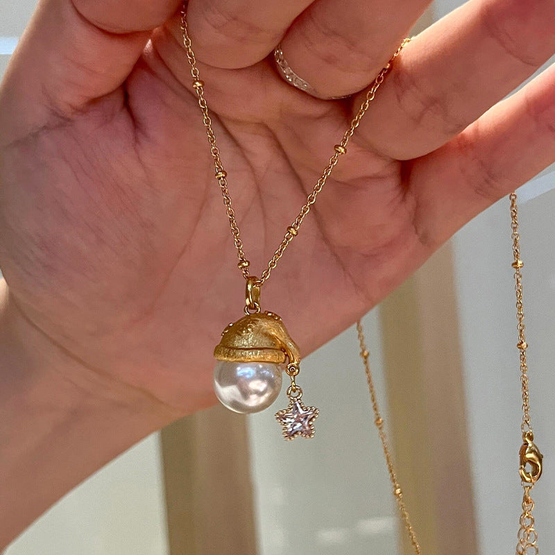 Vintage Gold Wing Pendant Necklace - view 6
