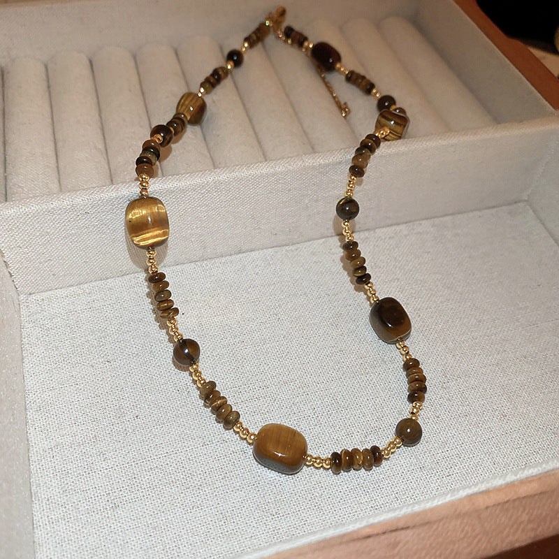 Vintage Oval Tiger's Eye Pendant Necklace - view 7