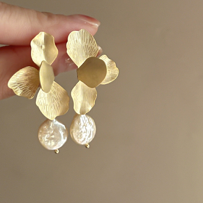 Korean-Style Floral Stud Earrings - view 12
