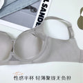 69158无痕缎面软钢圈透气镂空无杯内衣女大胸显小收副乳调整型文