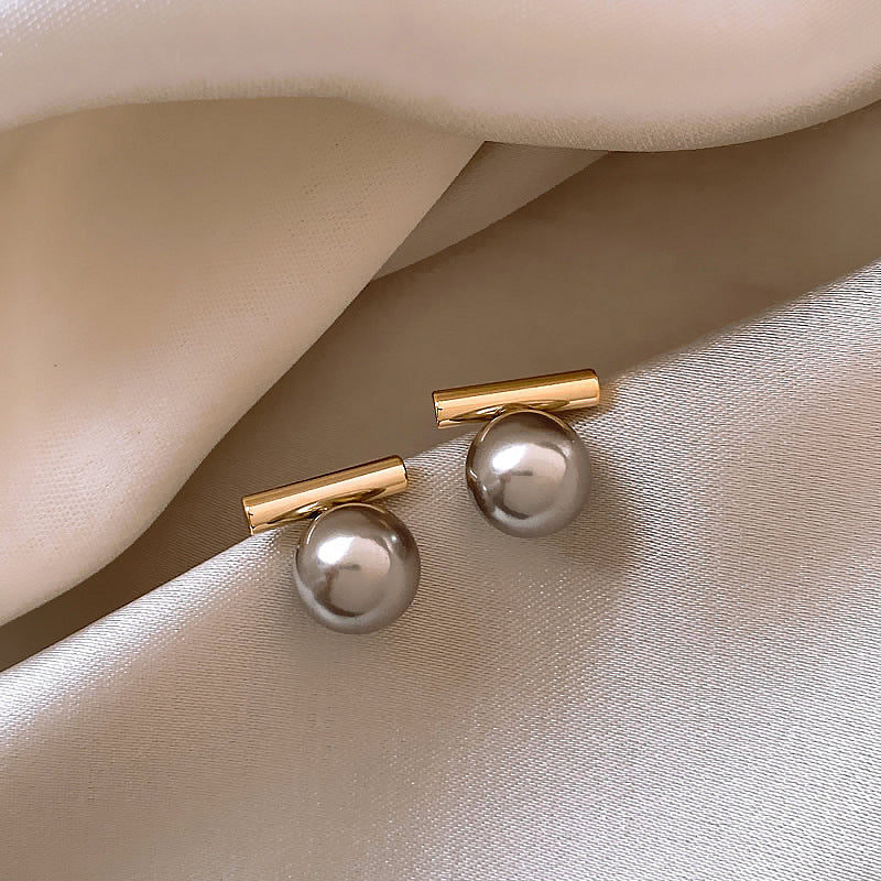 Zircon Heart and Pearl Geometric Stud Earrings – French Vintage Style - view 10