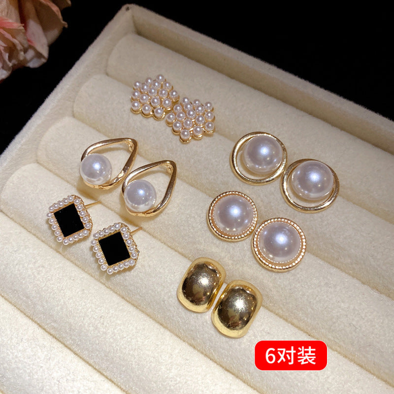 Freshwater Pearl Minimalist Stud Earrings - view 10