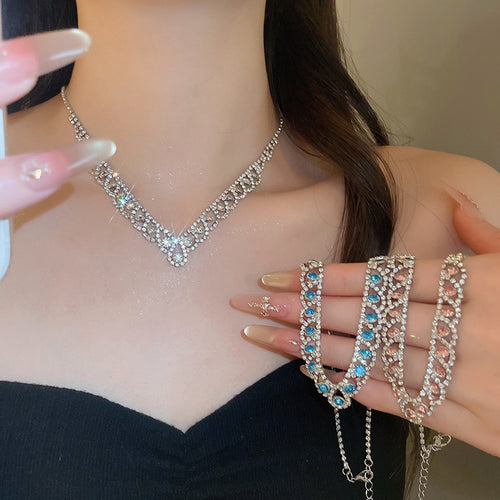 Pad Lira Ni Sea Wave Cutout Geometric Lace Trim Jewelry Set Imperial Breeze Banquet Necklace Light Luxury Niche Necklace