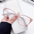 Light-Changing Cat-Eye Glasses Overseas Western Women Retro Reading Glasses Anti-Blue Fashionable Personality Plano Glasses Frame
