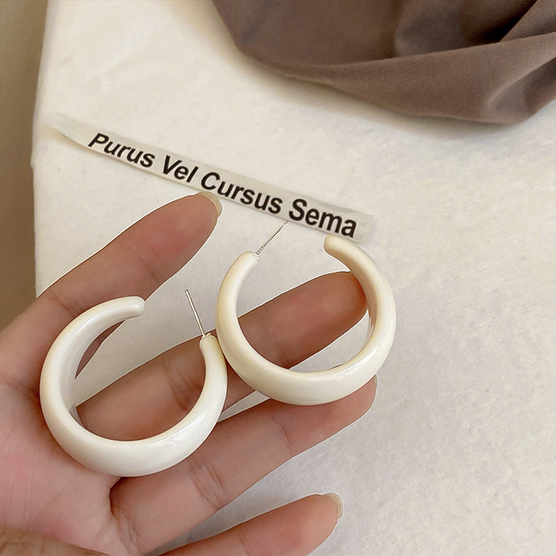 White Geometric Heart Hoop Stud Earrings - view 7