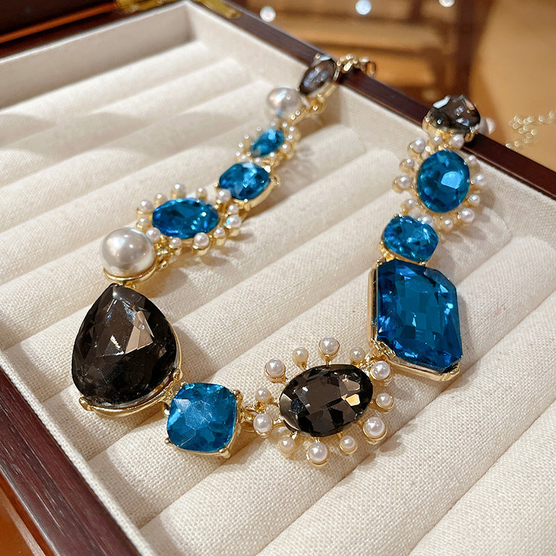 Vintage Floral Pearl Necklace and Stud Earring Set - view 11