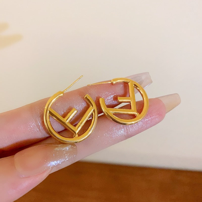 Vintage Gold-Tone Stud Earrings - view 9
