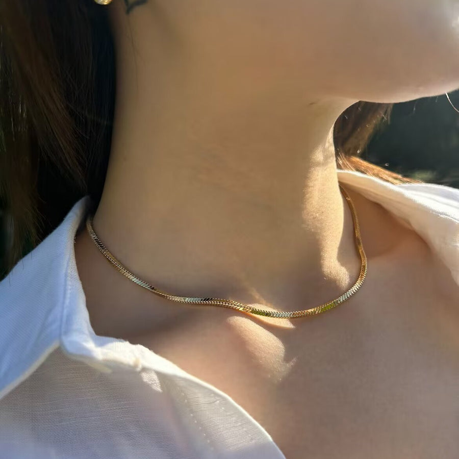 Korean Minimalist Silver Bow Pendant Necklace - view 11