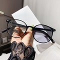 Day/Night Presbyopia Glasses Light Feel Photochromic Women Fashionable HD Anti-Blue Old Vision Glasses Older Adults One Reading Glasses