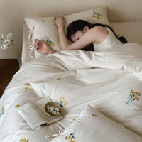 Daisy Sky / 1.5m Bed - 4-Piece Flat Sheet - 200x230cm